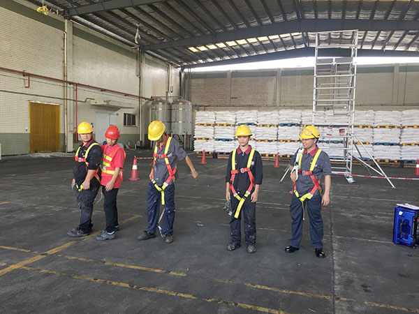 安全、環(huán)保、社會(huì)責(zé)任及團(tuán)隊(duì)培訓(xùn) 安全、環(huán)保、社會(huì)責(zé)任及團(tuán)隊(duì)培訓(xùn)